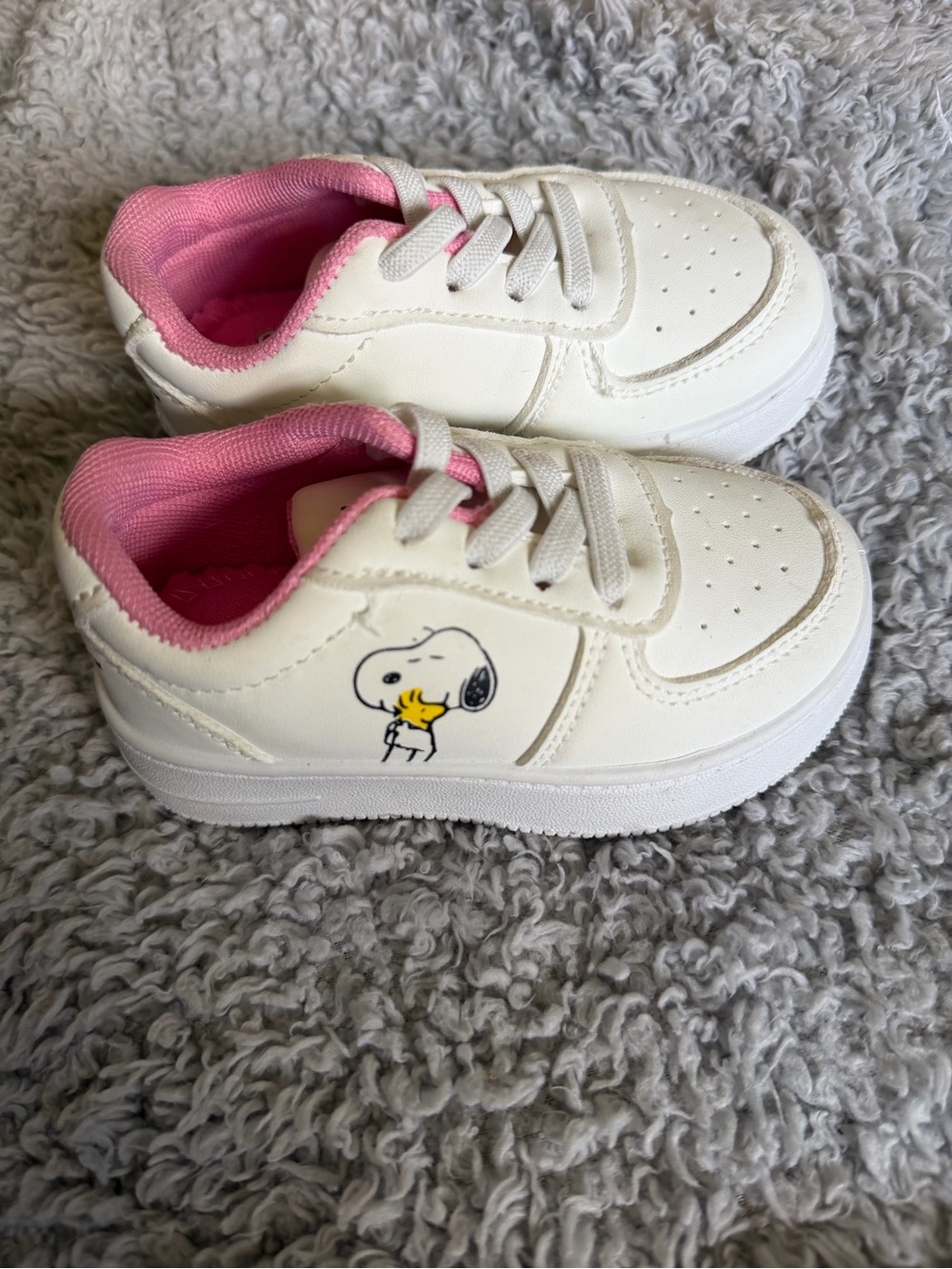 Peanuts Snoopy Toddler Sneakers Shoes Size 5T